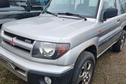 Mitsubishi Pajero 173.000 km 3.900 € Berlin 13585