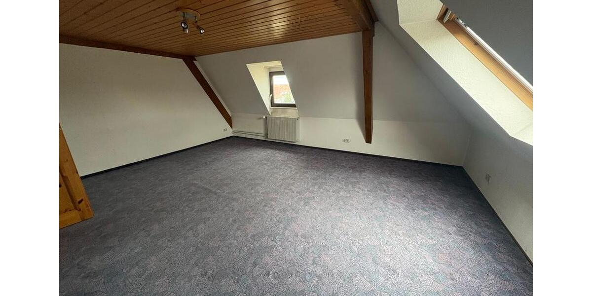 Einfamilienhaus Donaueschingen - 8 Zimmer, 250 m&sup2;, 420.000&euro; | Angebot:26961251