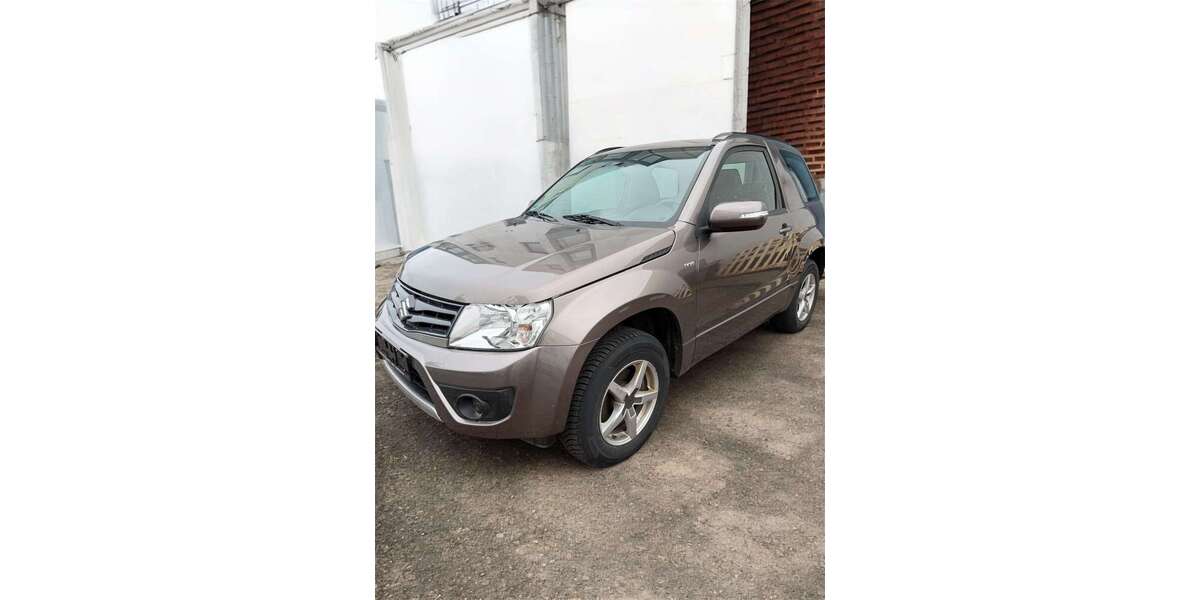Suzuki Grand Vitara 98.000 km 13.850 &euro; Rodgau 63110