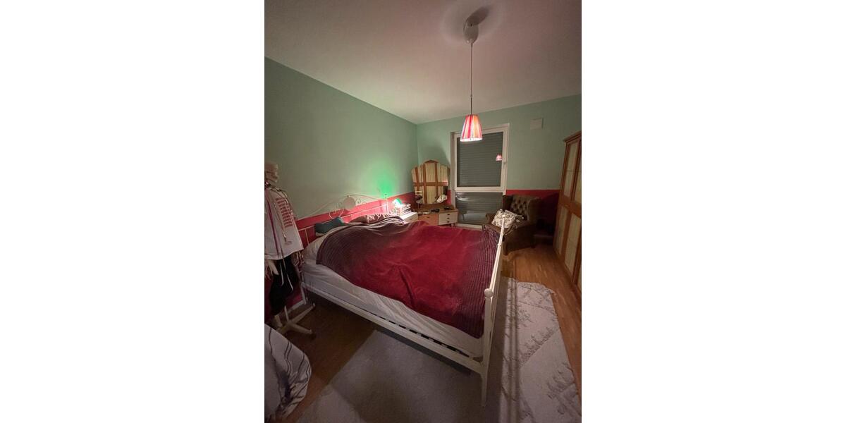 Etagenwohnung Bonn Auerberg - 4 Zimmer, 113 m&sup2;, 1.435&euro; | Angebot:25979613