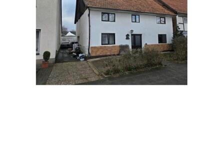 Haus Bad Driburg - 5 Zimmer, 160 m&sup2;, 35.000&euro; | Angebot:26607077