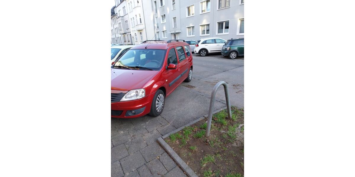 Dacia Logan 127.000 km 3.900 &euro; Mülheim 45479
