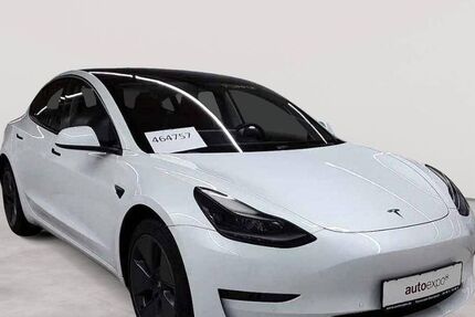 Tesla Model 3 25.626 km 24.389 &euro; Fernwald-Steinbach 35463