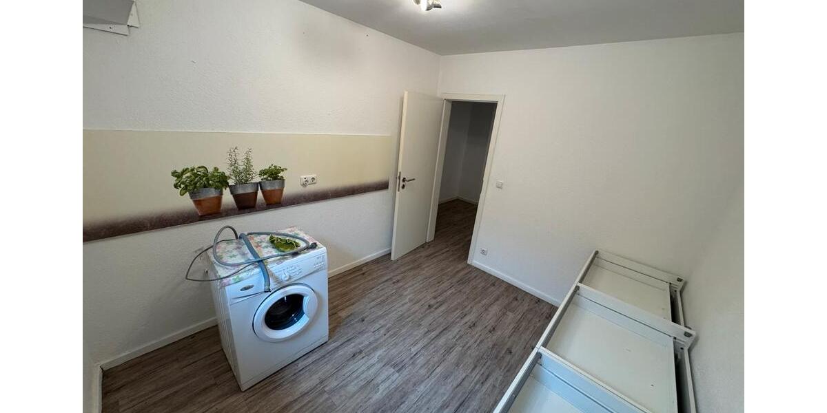 Etagenwohnung Raunheim - 2 Zimmer, 50 m&sup2;, 690&euro; | Angebot:25933521