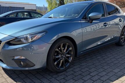 Mazda 3 122.000 km 12.490 &euro; Hamburg 22041