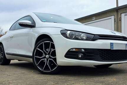 VW Scirocco 167.000 km 19.999 € Halle 06126