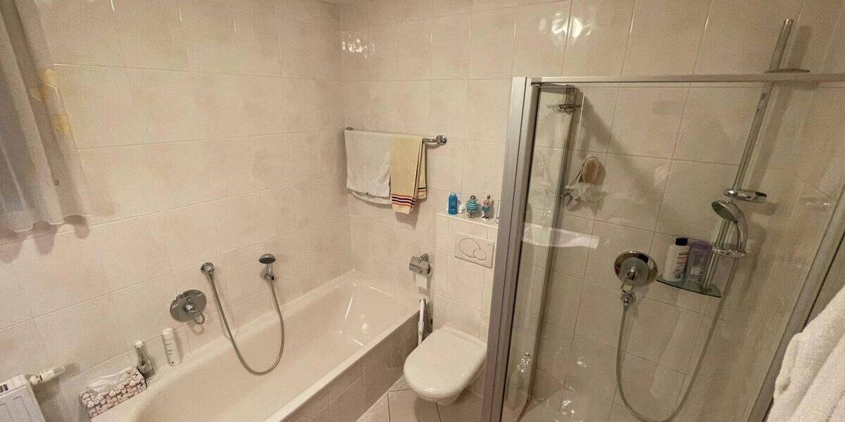 Mehrfamilienhaus, Wohnhaus Friesenheim - 9 Zimmer, 240 m&sup2;, 1.180.000&euro; | Angebot:26142606