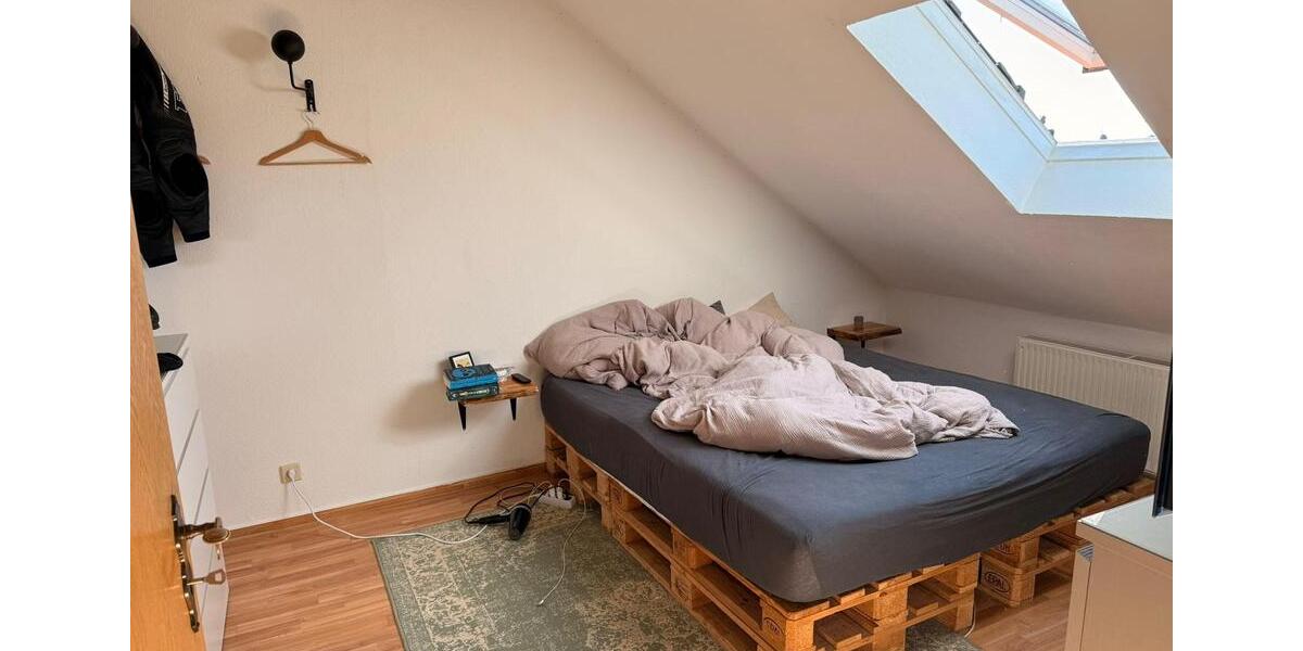 Dachgeschoßwohnung Arnstadt - 2 Zimmer, 50 m&sup2;, 510&euro; | Angebot:26400149
