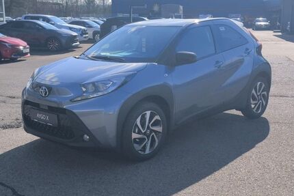 Toyota Aygo (X) 2.200 km 16.999 &euro; Homburg 66424