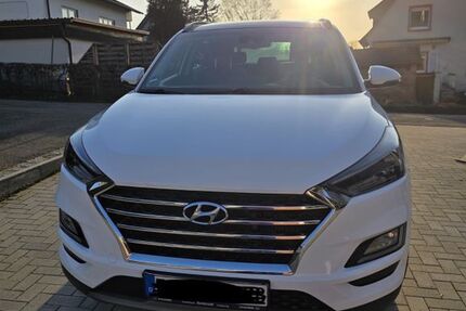 Hyundai TUCSON 68.000 km 18.900 &euro; Freiburg im Breisgau 79110