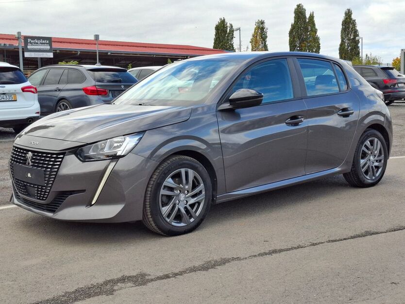 Peugeot 208 83.000 km 10.500 € Berlin 15831