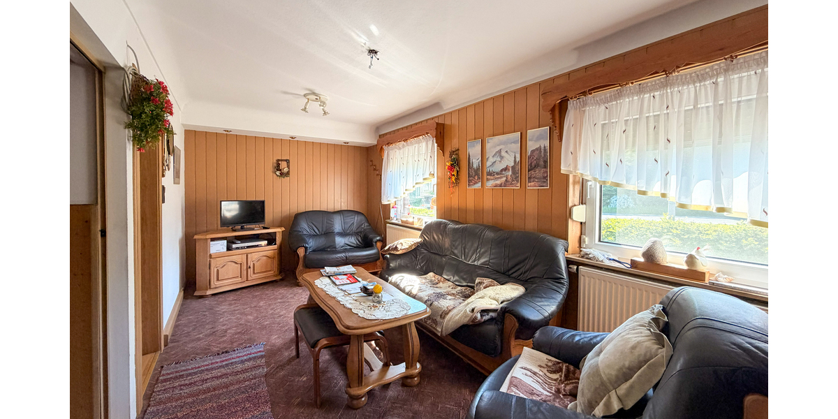 Ihr privates Refugium – Einfamilienhaus mit Poolhaus, Wintergarten und viel Platz! *Provisionsfrei - Einfamilienhaus Gera Lusan | Angebot:27212518