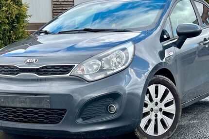 Kia Rio 483.738 km 2.500 &euro; Gelsenkirchen 45884