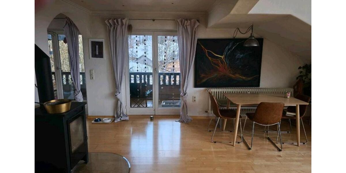 Etagenwohnung Stiefenhofen - 3 Zimmer, 100 m&sup2;, 1.000&euro; | Angebot:25992253
