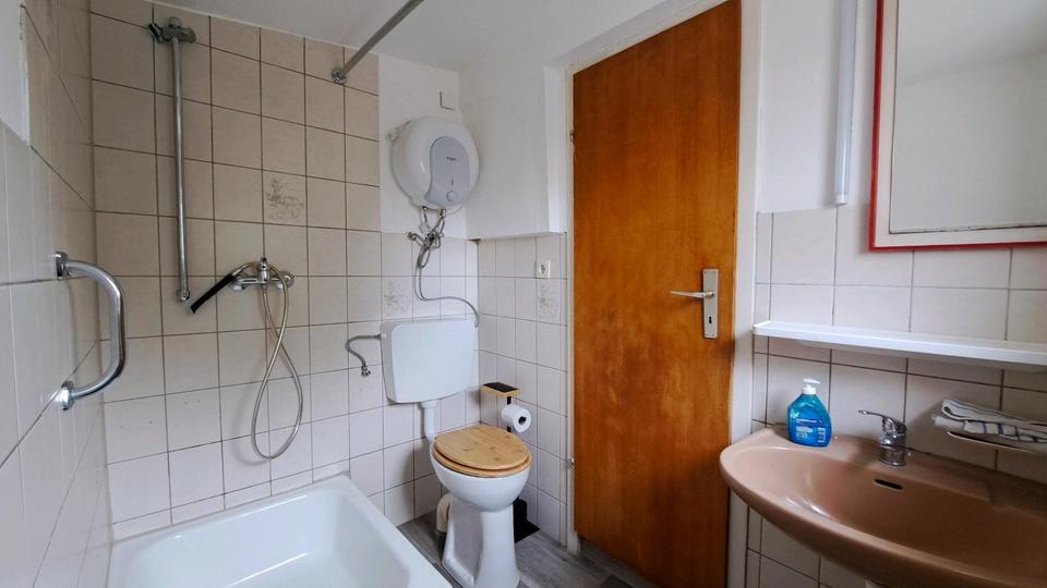 Einfamilienhaus Homberg (Efze) - 4 Zimmer, 49 m&sup2;, 21.999&euro; | Angebot:26095118