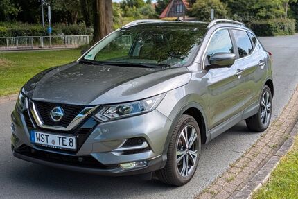 Nissan Qashqai 68.000 km 15.900 &euro; Westerstede 26655