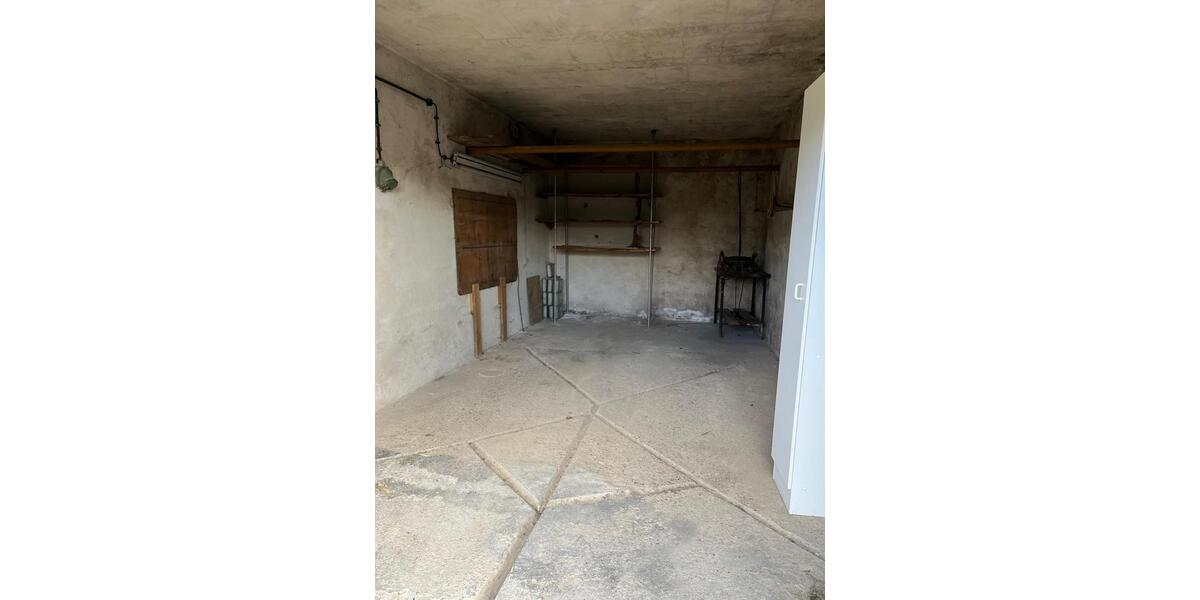 Einfamilienhaus Steinbach-Hallenberg Hallenberg - 8 Zimmer, 141 m&sup2;, 100.000&euro; | Angebot:26447608