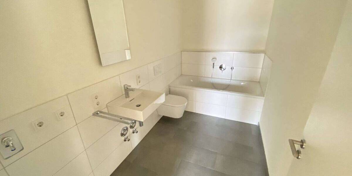 Etagenwohnung Forchheim - 3 Zimmer, 98 m&sup2;, 1.150&euro; | Angebot:26450967