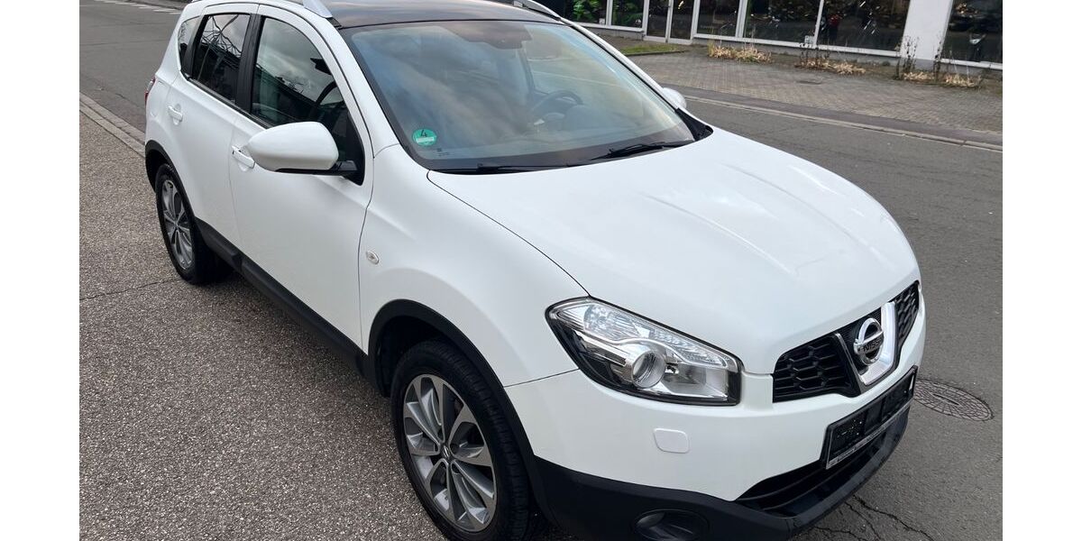 Nissan Qashqai 179.726 km 5.900 &euro; Hockenheim 68766