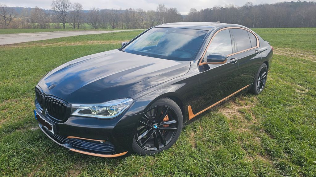BMW 750 125.000 km 28.490 &euro; Reichenbach 02894