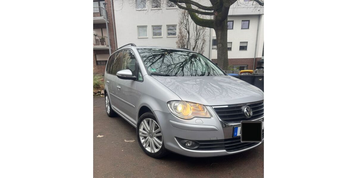 VW Touran 170.000 km 5.800 &euro; Hürth 50354
