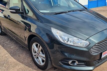 Ford S-Max 166.300 km 9.999 &euro; Halle / Saale 06112