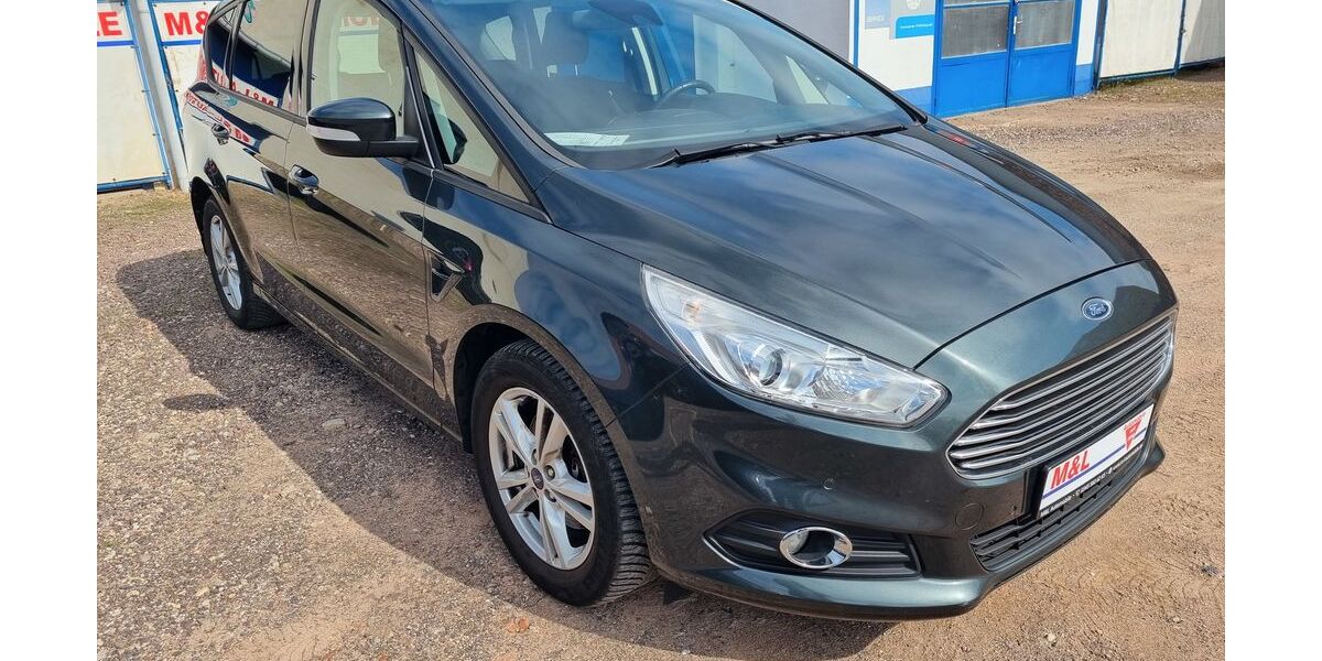 Ford S-Max 166.300 km 9.999 &euro; Halle / Saale 06112