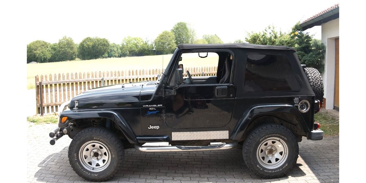 Jeep Wrangler 204.000 km 13.500 &euro; Egmating 85658