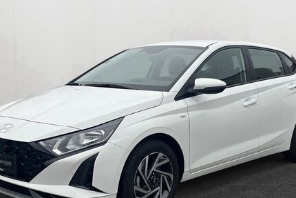 Hyundai i20 6.308 km 16.590 € Düsseldorf 40233