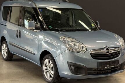 Opel Combo 82.000 km 7.500 &euro; Jülich 52428