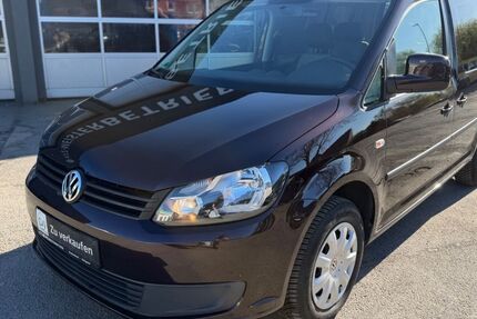 VW Caddy 95.668 km 9.200 &euro; Springe 31832