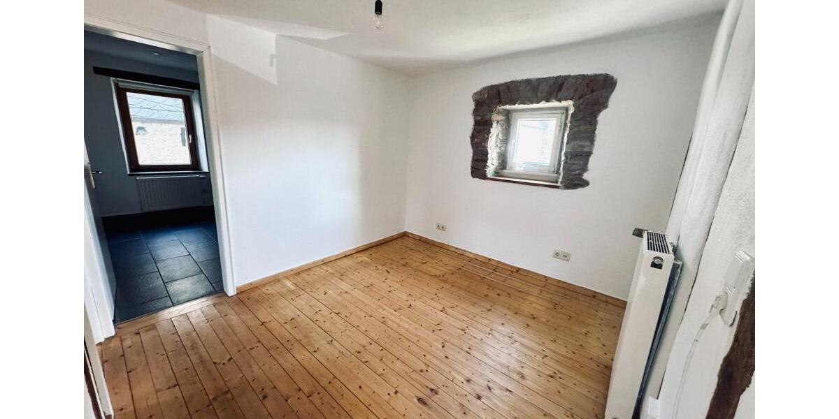 Einfamilienhaus Kalt - 5.5 Zimmer, 120 m&sup2;, 980&euro; | Angebot:25887855