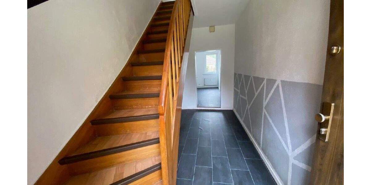 Doppelhaushälfte Göttingen Elliehausen - 7 Zimmer, 144 m&sup2;, 310.000&euro; | Angebot:25152783