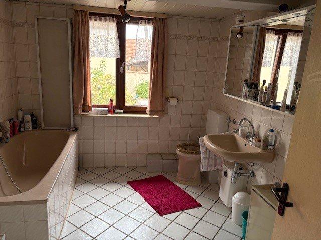 Mehrfamilienhaus, Wohnhaus Lorsch - 8 Zimmer, 220 m&sup2;, 220.000&euro; | Angebot:26415361