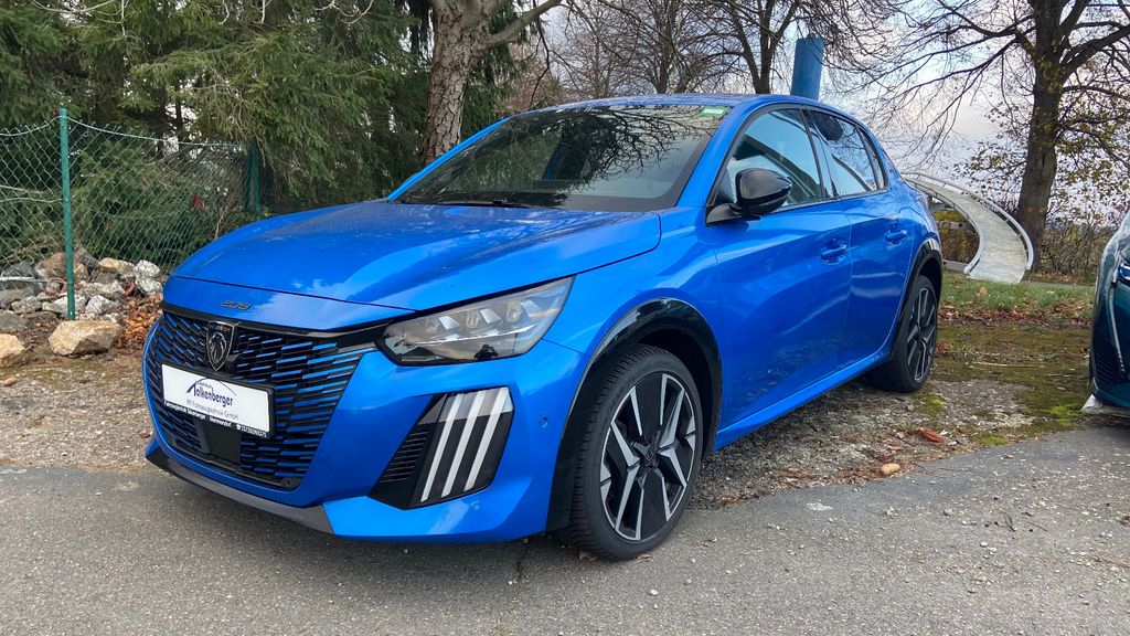 Peugeot 208 23.300 km 17.995 &euro; Freiberg 09599