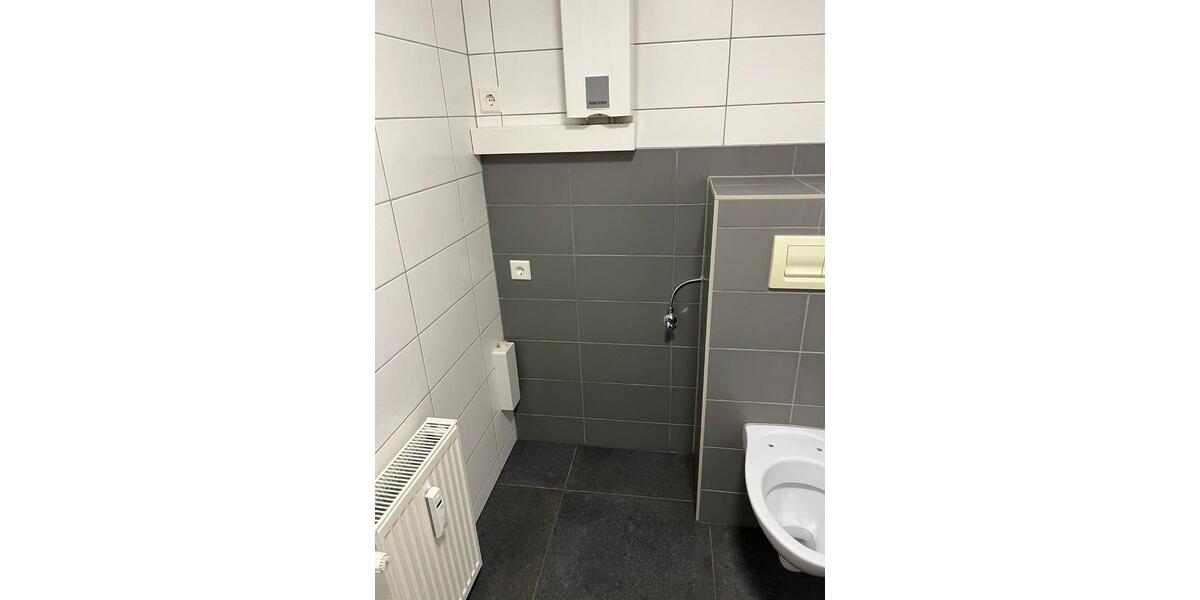 Etagenwohnung Zerbst (Anhalt) - 2 Zimmer, 66 m&sup2;, 50.000&euro; | Angebot:26093627