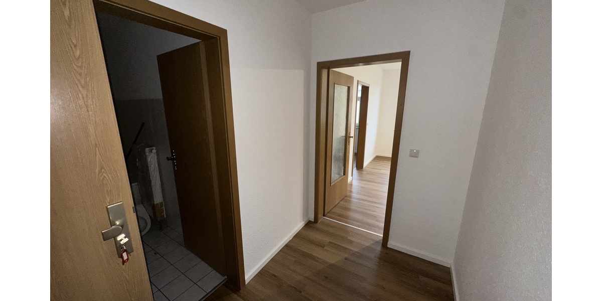 WBS notwendig*! Schöne 2-Raum-Wohnung in ländlicher Lage! Renoviert! - Etagenwohnung Großenstein Nauendorf | Angebot:26336532