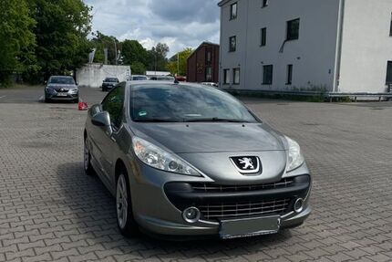 Peugeot 207 96.450 km 3.000 &euro; Berlin 13355