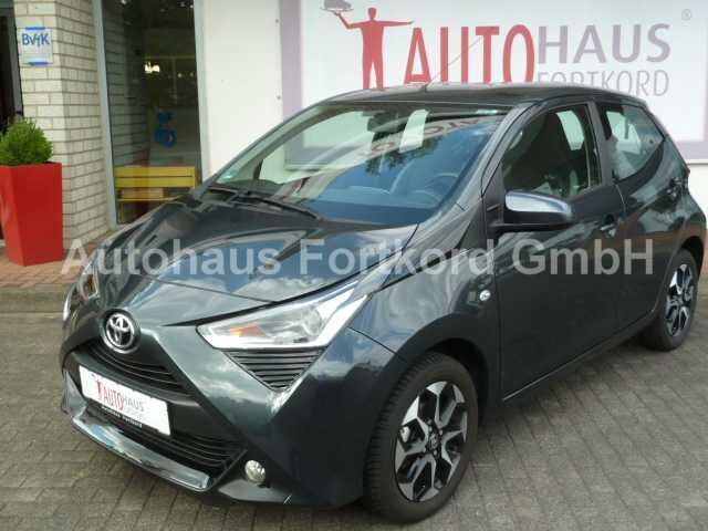 Aygo (X)