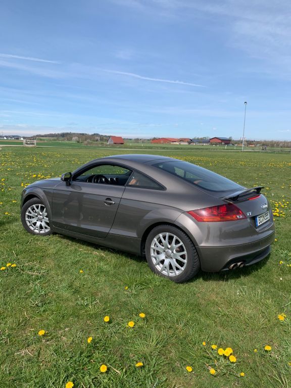 Audi TT 86.750 km 13.999 € Biberach 88400