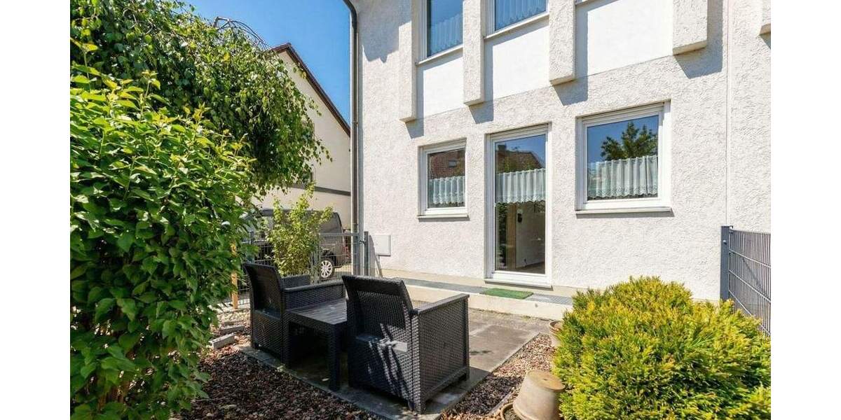 Doppelhaushälfte Straubing - 7 Zimmer, 160 m&sup2;, 1.090&euro; | Angebot:25423491