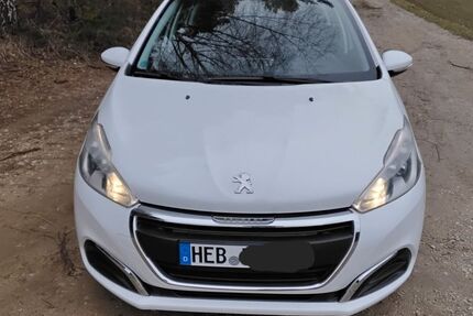 Peugeot 208 97.000 km 5.600 &euro; Velden 91235