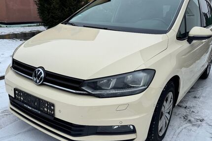 VW Touran 528.268 km 7.250 &euro; Hamburg 20539