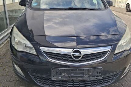 Opel Meriva 270.000 km 1.990 &euro; Frankfurt 60486