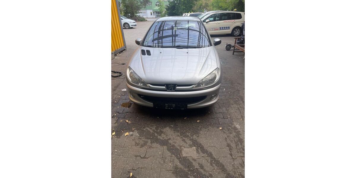 Peugeot 206 230.000 km 590 &euro; Dietzenbach 63128