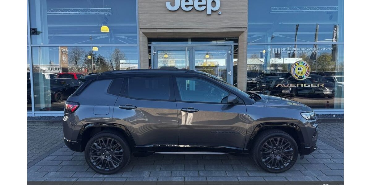 Jeep Compass 62.629 km 22.340 &euro; Aschaffenburg 63741