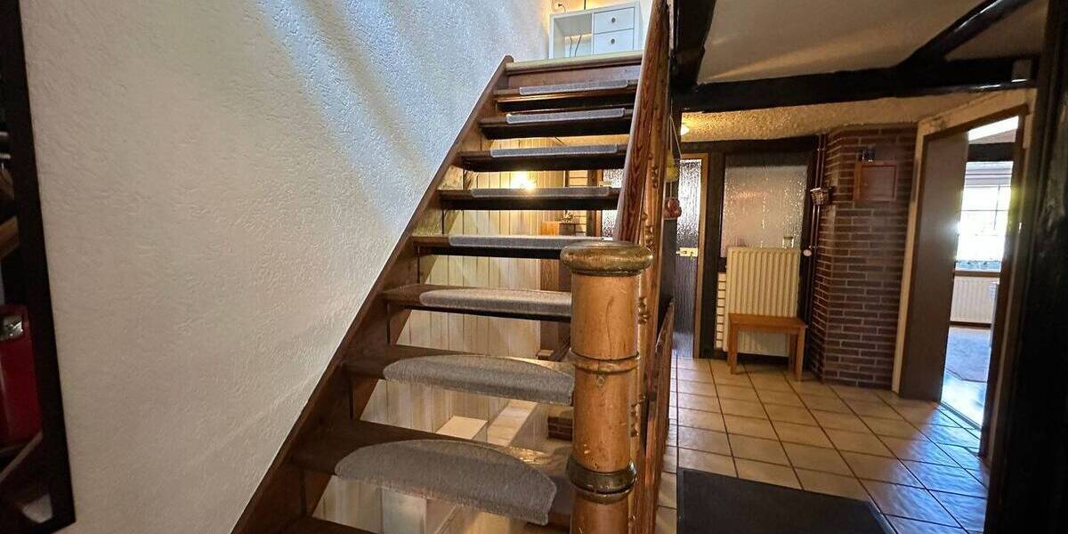 Mehrfamilienhaus, Wohnhaus Homberg (Efze) Homberg - 1 Zimmer, 232 m&sup2;, 230.000&euro; | Angebot:26388675