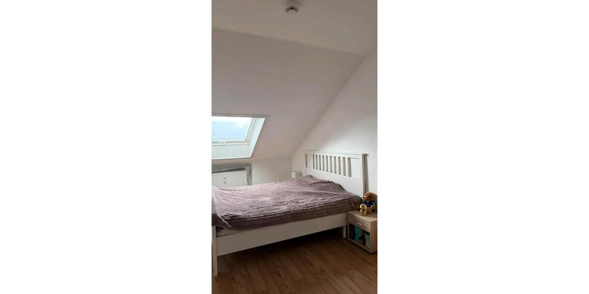 Dachgeschoßwohnung Vellmar - 2 Zimmer, 63 m&sup2;, 980&euro; | Angebot:26348427
