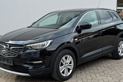Opel Grandland (X) 67.159 km 12.499 &euro; CLAUSEN 66978