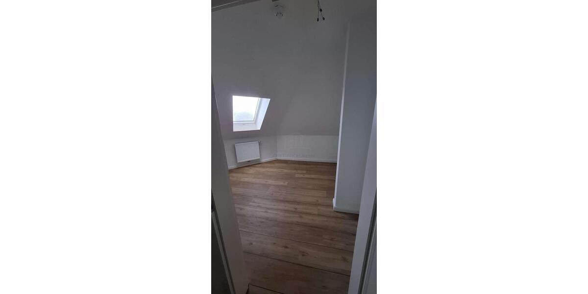 Etagenwohnung Schwerin - 5 Zimmer, 119 m&sup2;, 1.553&euro; | Angebot:24465517